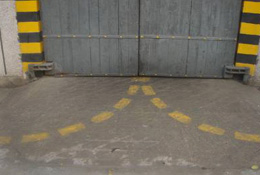 開(kāi)門(mén)標(biāo)識(shí)線